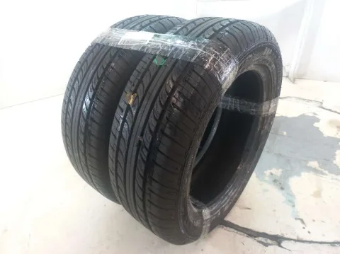 PAR DE PNEU HONDA CIVIC 1.8 2007