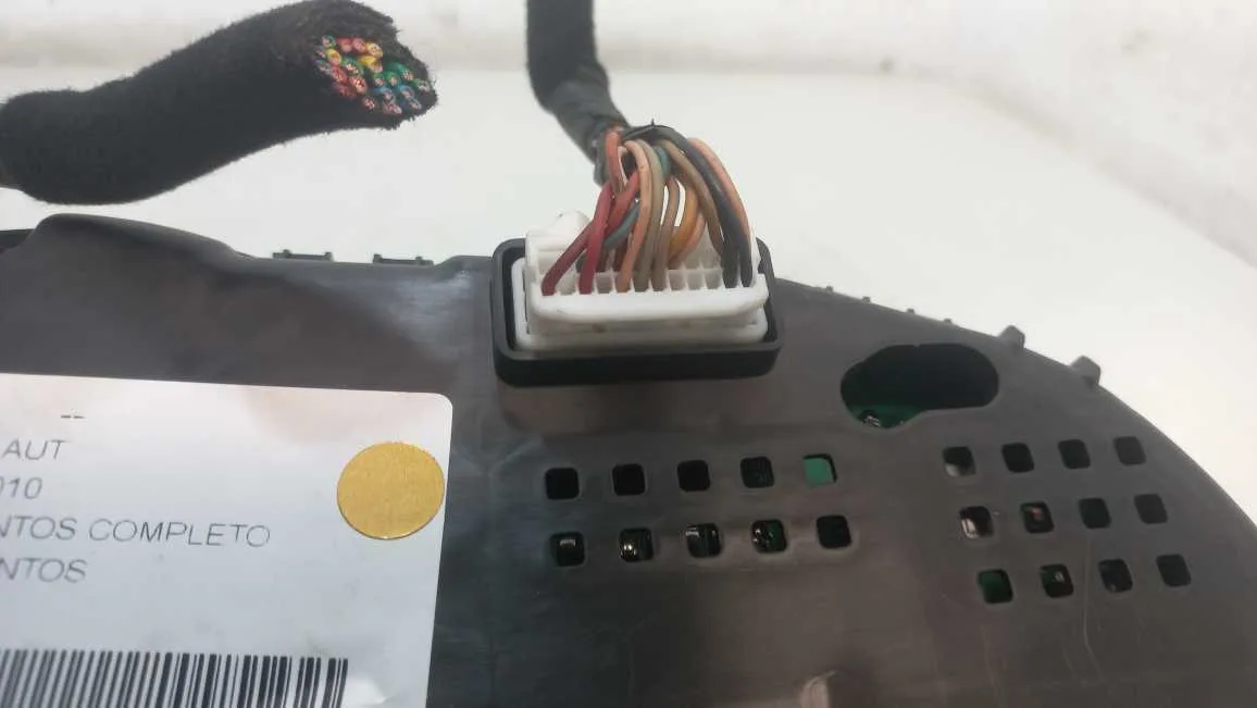 PAINEL DE INSTRUMENTOS HYUNDAI I30 2.0 2010