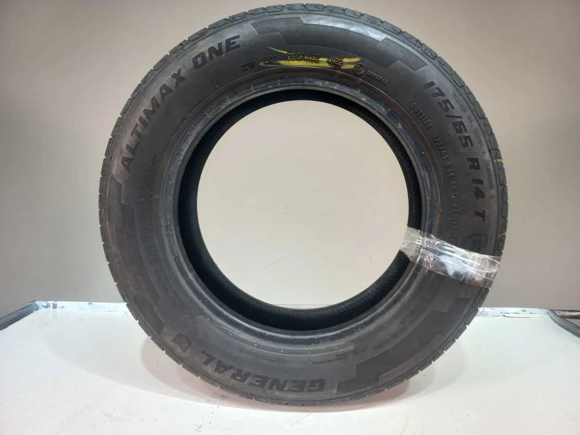 PNEU GENERAL 175/65R14 82 RADIAL