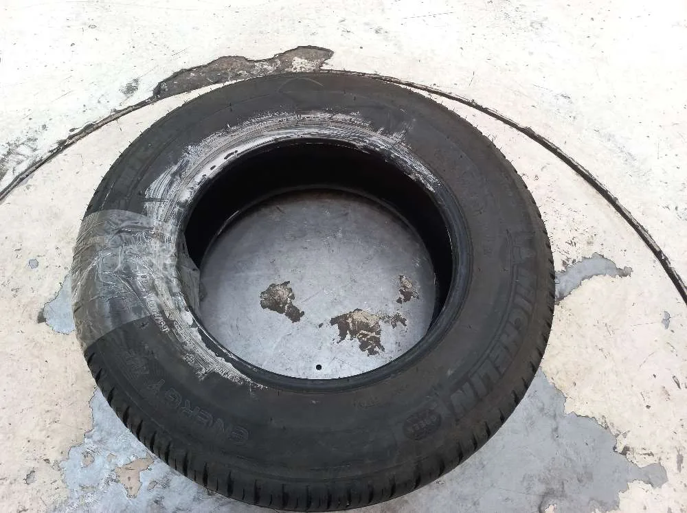PNEU MICHELLIN 185/70R14 100H RADIAL