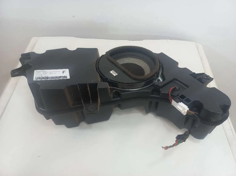 SUBWOOFER HYUNDAI SANTA 3.3 2014