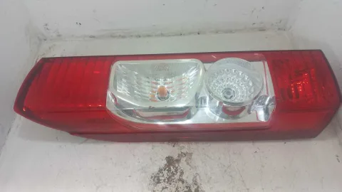 LANTERNA ESQUERDA - VAN Fiat MAXICARGO 2.3L 2020