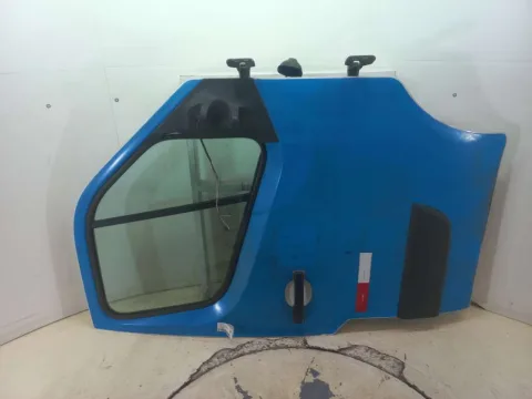 PORTA DIANTEIRA DIREITA - VAN RENAULT MASTER 2.3 2020