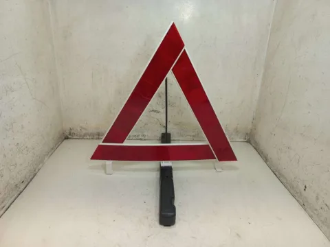 TRIANGULO DE SEGURANCA FIAT FASTBACK 1.0 2023