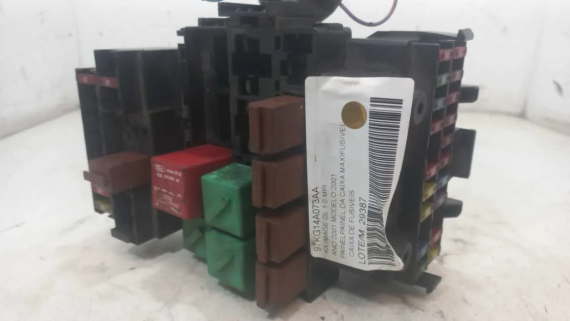 CAIXA DE FUSIVEIS FORD KA 1.0 2001