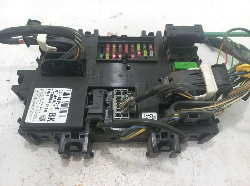 CAIXA DE FUSIVEIS FORD KA 1.0 2016