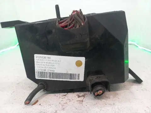 CAIXA DE FUSIVEIS HYUNDAI TUCSON 2.0 2015