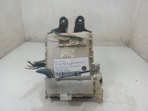 CAIXA DE FUSIVEIS TOYOTA COROLLA 1.8 2009