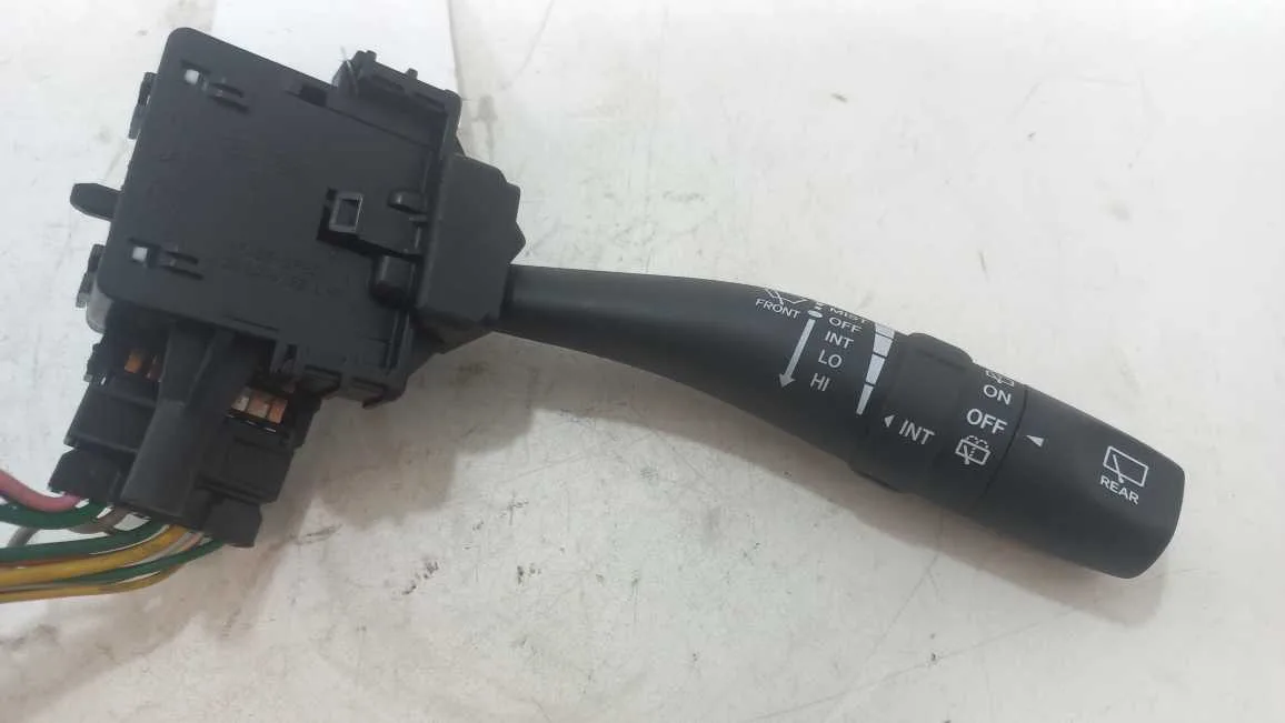 INTERRUPTOR LIMPADOR P/BRISA Hyundai SANTA 3.5 2013