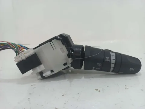 INTERRUPTOR LIMPADOR P/BRISA NISSAN LIVINA 1.8 2013
