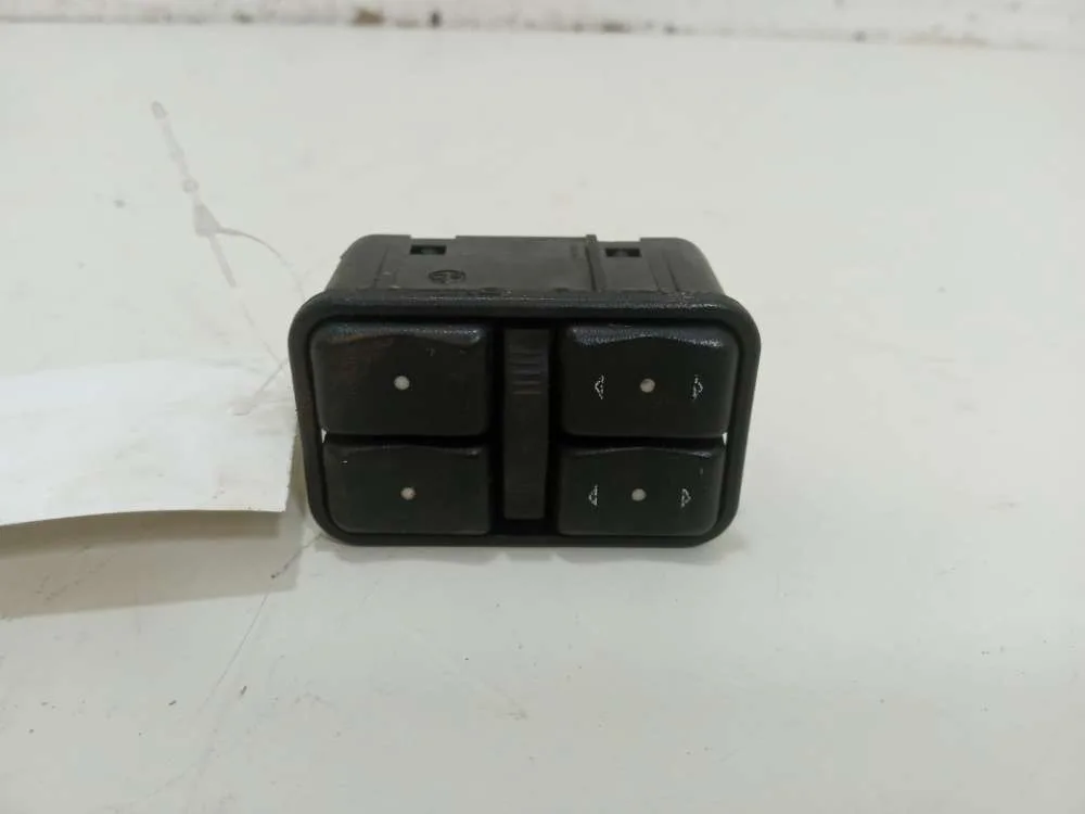 INTERRUPTOR VIDRO DIANT. ESQ CHEVROLET ASTRA 2.0 2010