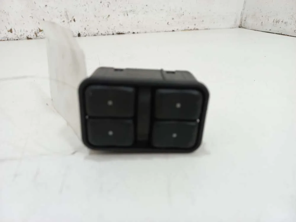 INTERRUPTOR VIDRO DIANT. ESQ CHEVROLET MERIVA 1.8 2003