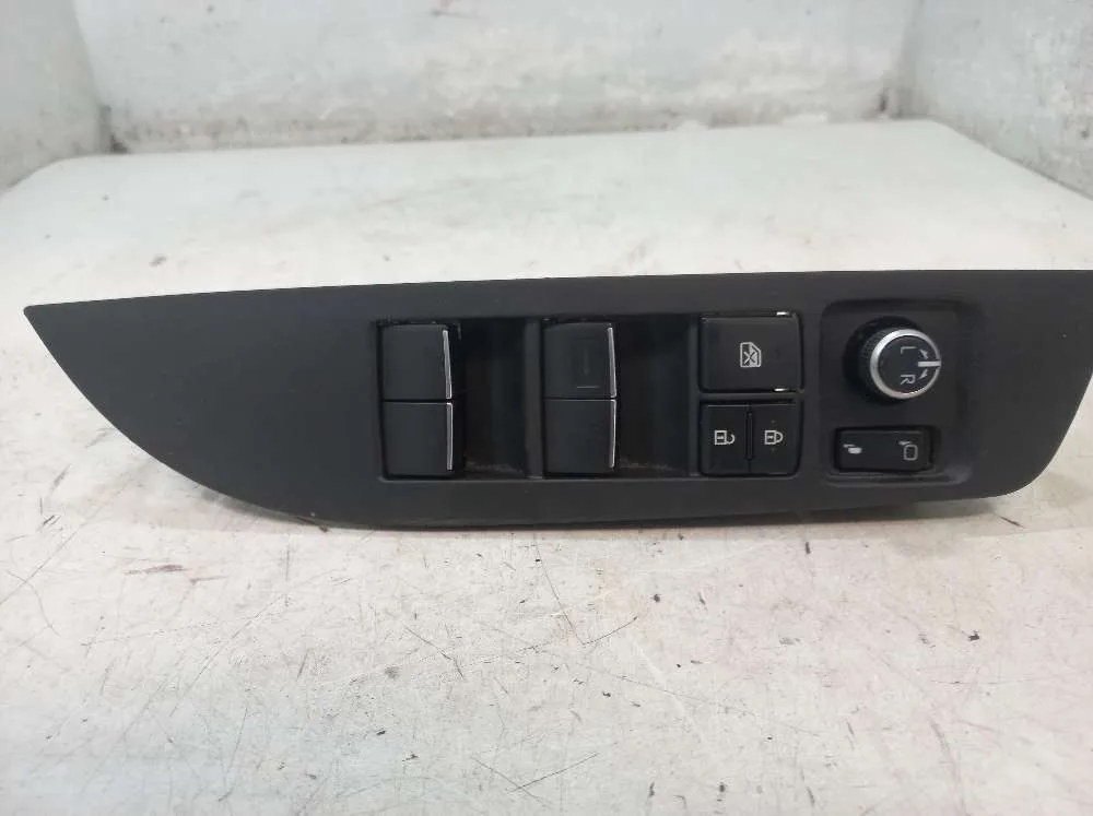 INTERRUPTOR VIDRO DIANT. ESQ TOYOTA COROLLA 2.0 2020