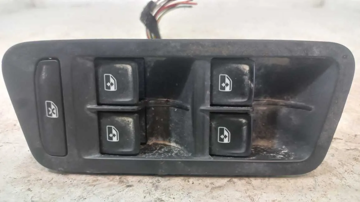 INTERRUPTOR VIDRO DIANT. ESQ VOLKSWAGEN GOLF VARIANT 1.4 2018