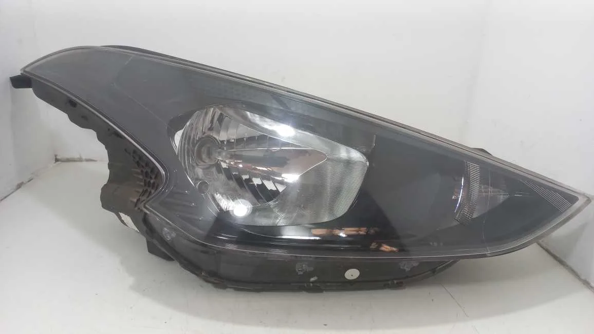 FAROL DIREITO HYUNDAI HB20 EVOLUTION 1.0 2021