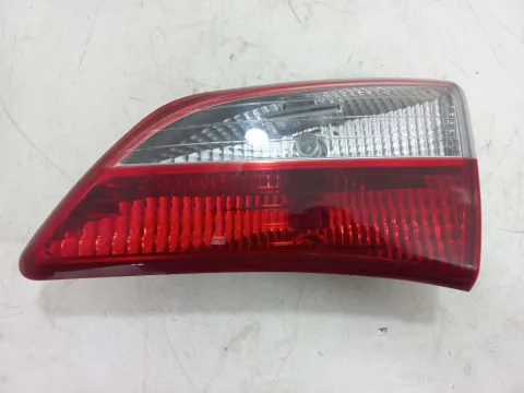 LANTERNA DA TAMPA DIREITA HYUNDAI HB20 1.0 2013