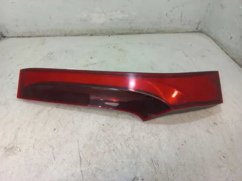LANTERNA DA TAMPA ESQUERDA HONDA FIT 1.5 2015