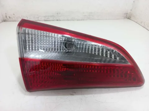 LANTERNA DA TAMPA ESQUERDA HYUNDAI HB20 1.0 2015