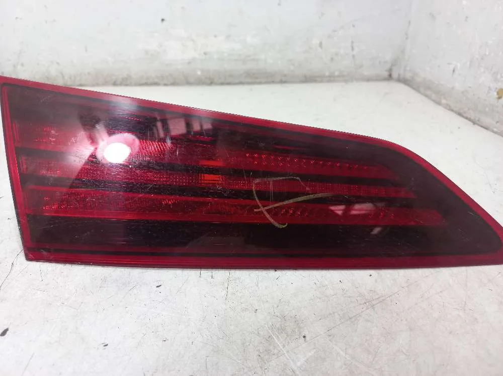LANTERNA DA TAMPA ESQUERDA HYUNDAI HB20S 1.0 2020