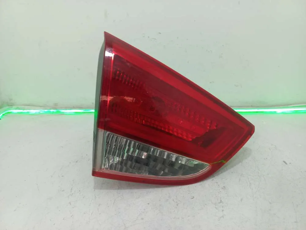 LANTERNA DA TAMPA ESQUERDA HYUNDAI IX35 2.0 2016