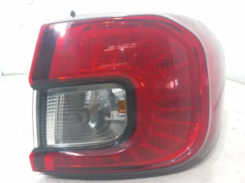 LANTERNA DIREITA FIAT ARGO DRIVE 1.0 2020