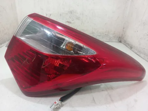LANTERNA DIREITA HYUNDAI HB20 1.0 2014