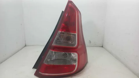 LANTERNA DIREITA RENAULT SANDERO 1.0 2012