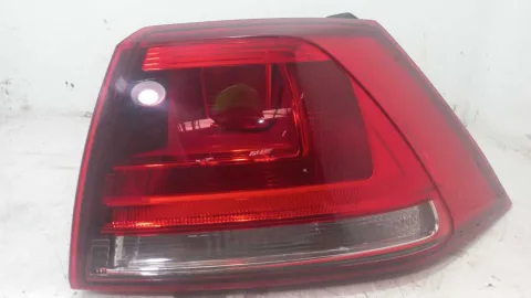 LANTERNA DIREITA VOLKSWAGEN GOLF 1.4 2014