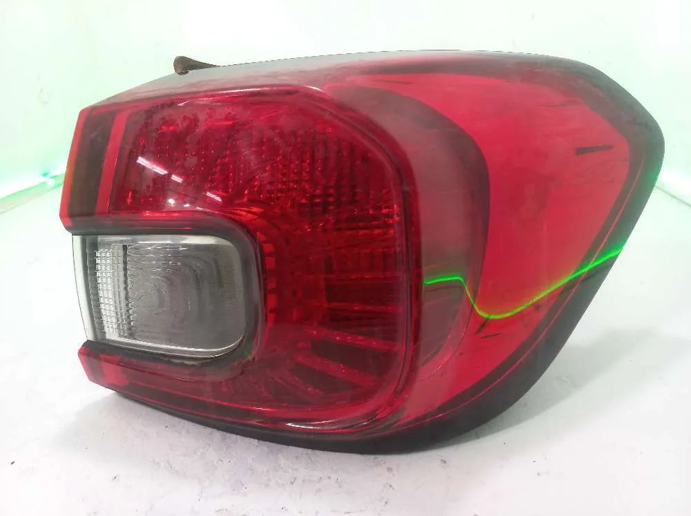 LANTERNA ESQUERDA FIAT ARGO DRIVE 1.0 2021