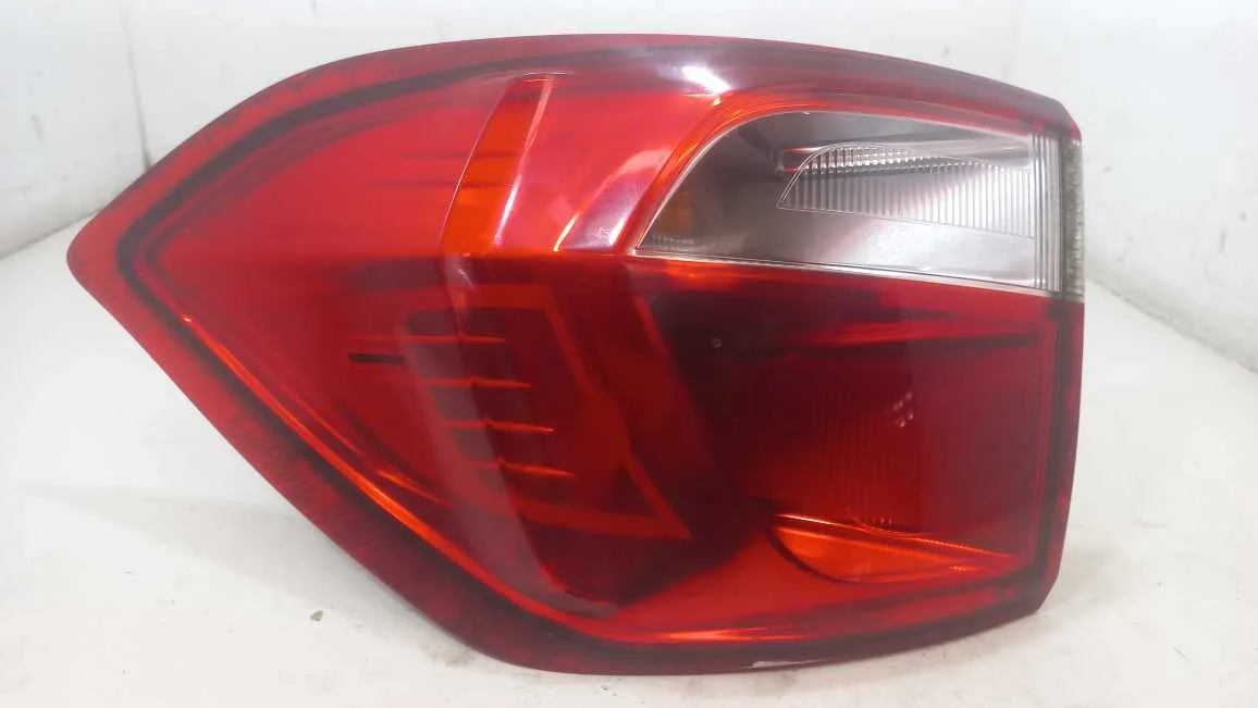 LANTERNA ESQUERDA FORD ECOSPORT 1.6 2013