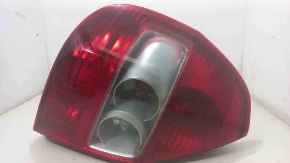 LANTERNA ESQUERDA HONDA FIT 1.4 2013