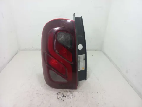 LANTERNA ESQUERDA RENAULT DUSTER 1.6 2016