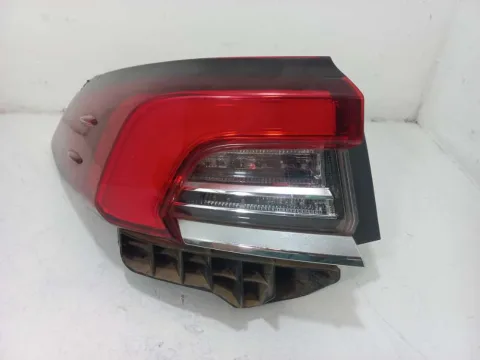 LANTERNA ESQUERDA TOYOTA COROLLA 1.8 2023
