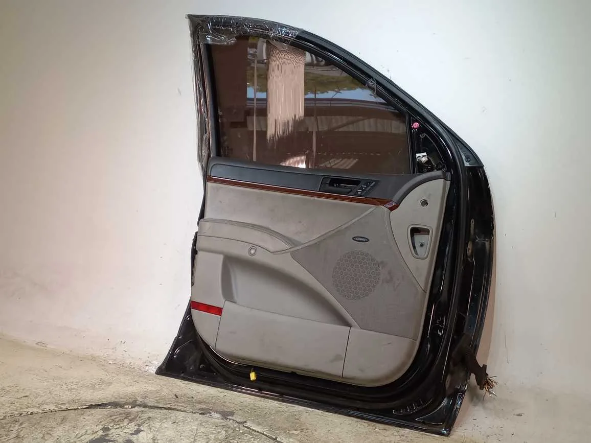 PORTA DIANTEIRA ESQ Hyundai VERA 3.8 2012