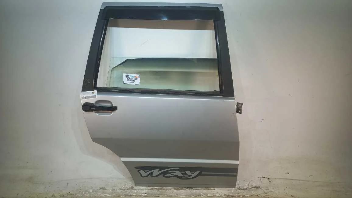 PORTA TRASEIRA DIR FIAT UNO 1.0 2012