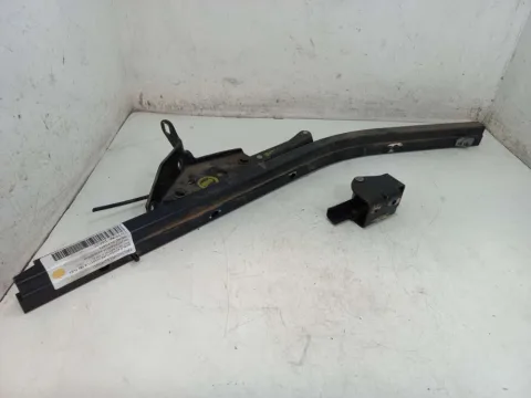 TRILHO DA PORTA FIAT DOBLO 1.8 2013