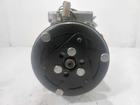 COMPRESSOR DO AR CONDICIONADO RENAULT SANDERO 1.0 2011