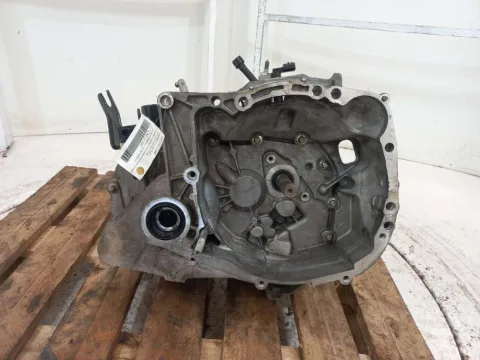 CAMBIO MANUAL / CX DE MARCHA NISSAN MARCH 1.0 2013