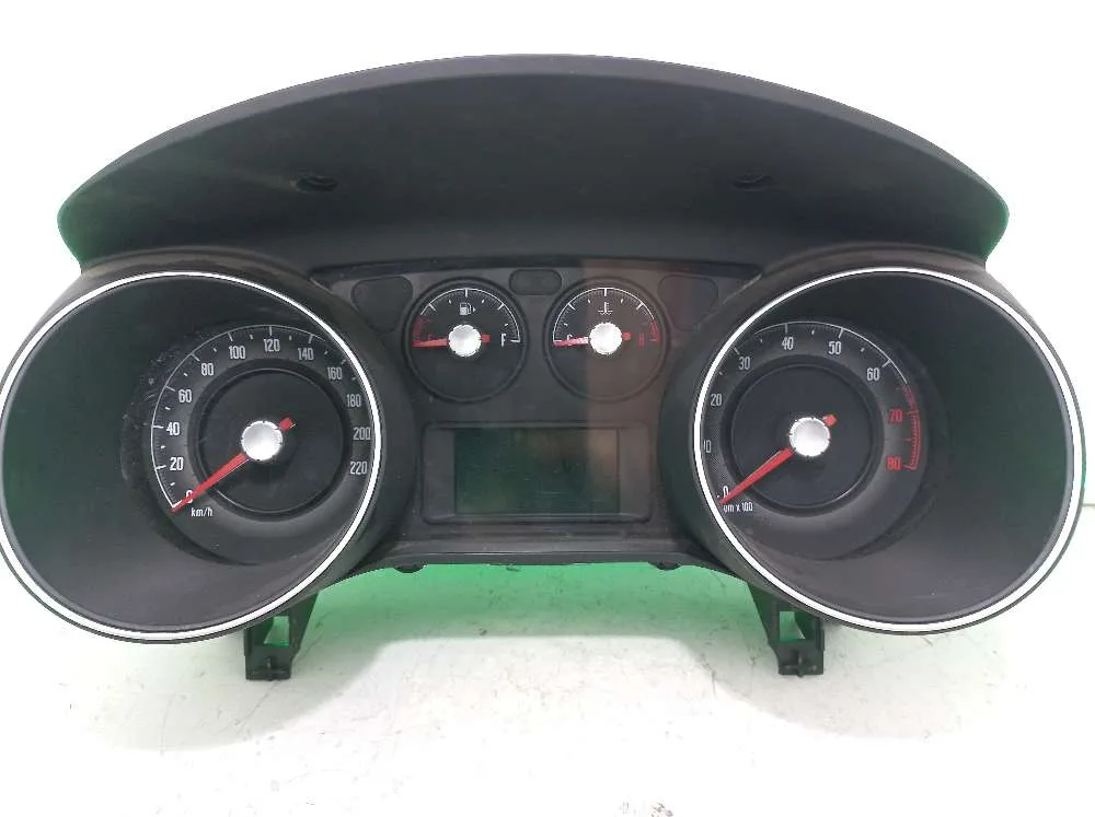 PAINEL DE INSTRUMENTOS FIAT LINEA 1.8 2016