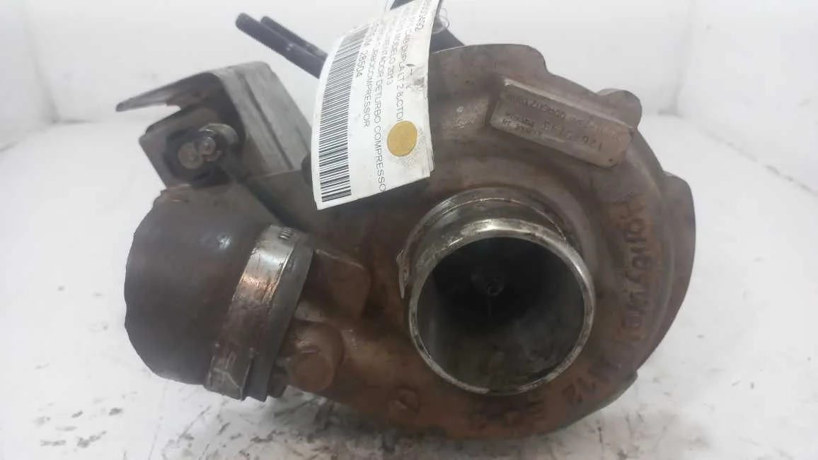 TURBINA TURBOCOMPRESSOR CHEVROLET S10 2.8 2013