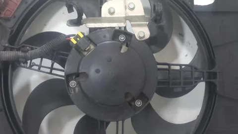 VENTOINHA/ ELETROVENTILADOR FIAT DOBLO 1.8L 2012